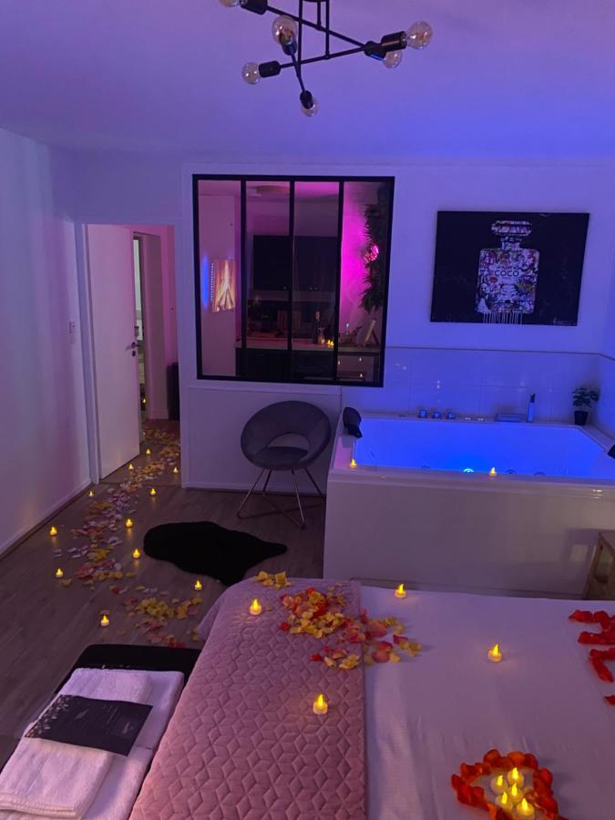 L'AppartE Black Superbe Appartement Pop ! Besançon Exteriör bild